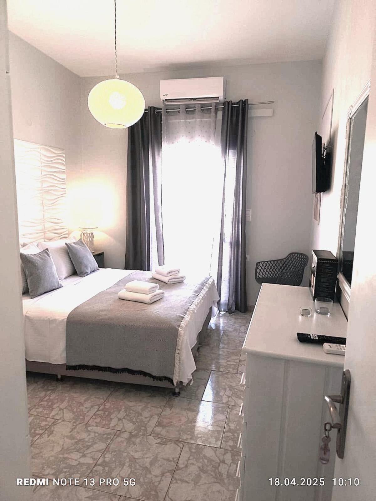 Libyan Anima Maisonette & Double Rooms Palaiochora Exterior foto